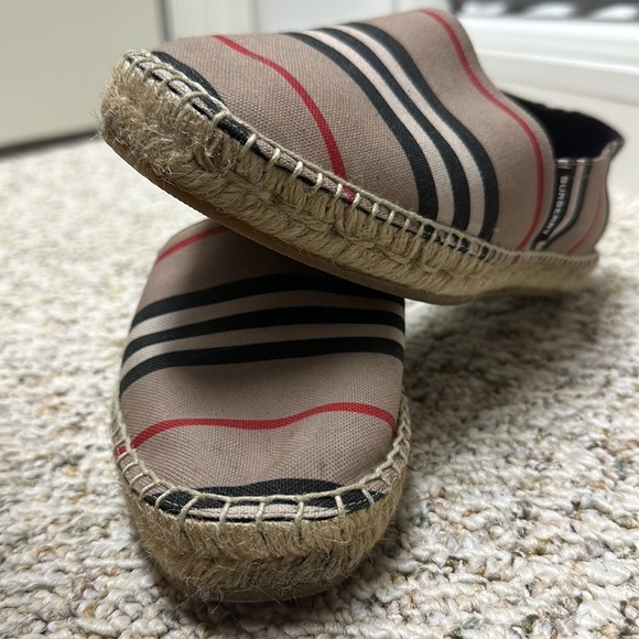 Burberry Espadrilles flats with checkered print - Picture 4 of 4